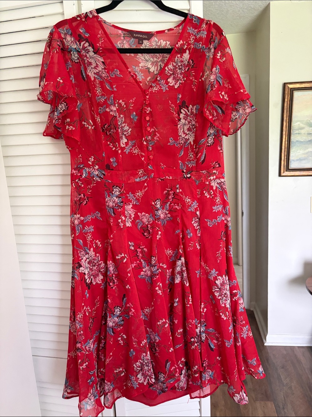 Ranna Gill Red Floral V‑Neck Midi Dress
